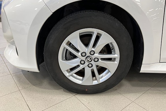Toyota Yaris 17 of 23