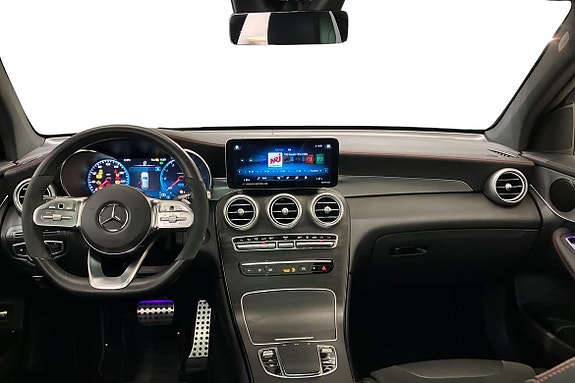 Mercedes-Benz GLC 300 de 9 of 26