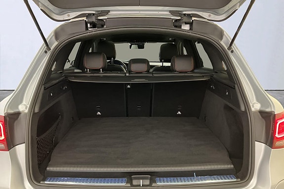 Mercedes-Benz GLC 300 de 17 of 26