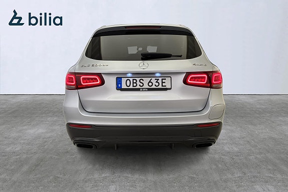 Mercedes-Benz GLC 300 de 16 of 26