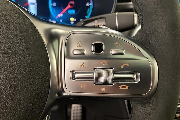 Mercedes-Benz GLC 300 de 25 of 26