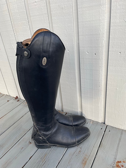 Product image 1 of 9