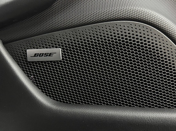 Porsche Taycan 4S 10 of 16