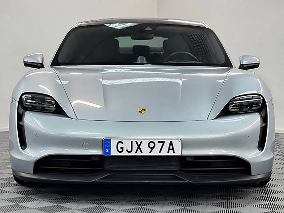 Porsche Taycan 4S 2 of 16