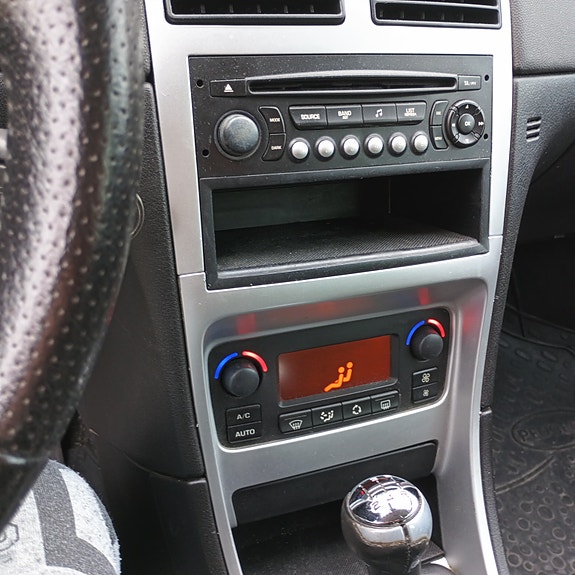 Peugeot 307 8 of 8