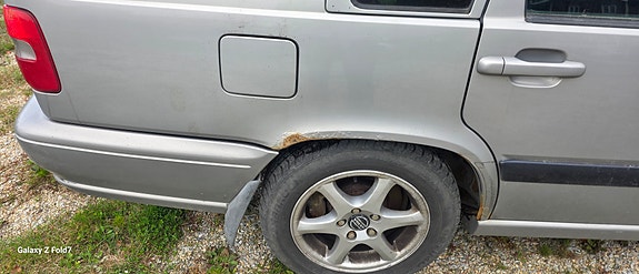 Volvo S70 2 of 8