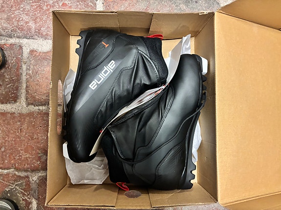 Product image 1 of 4