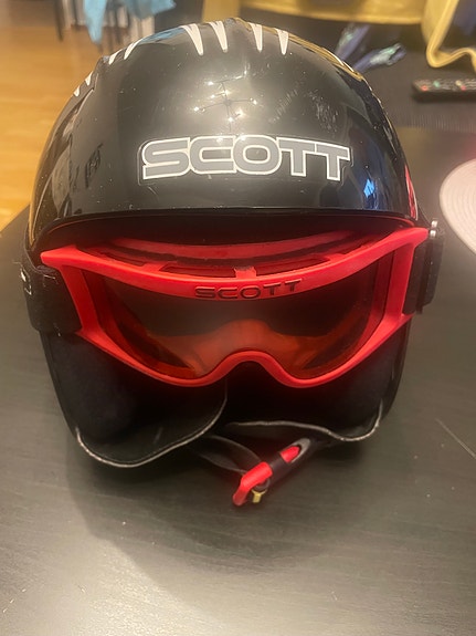 Product image 1 of 3