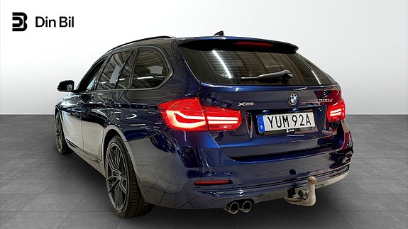 BMW 320 3 of 22