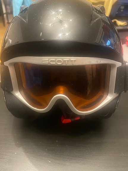 Product image 1 of 3