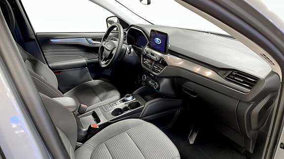 Ford Kuga 3 of 9