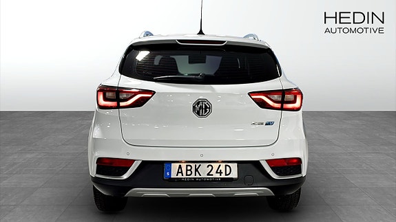 MG ZS 7 of 9