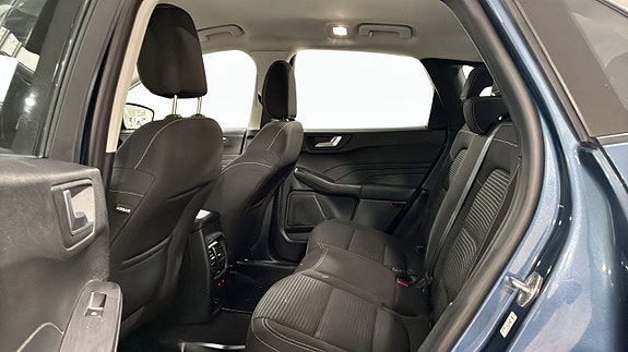 Ford Kuga 4 of 12