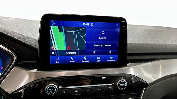 Ford Kuga 12 of 12