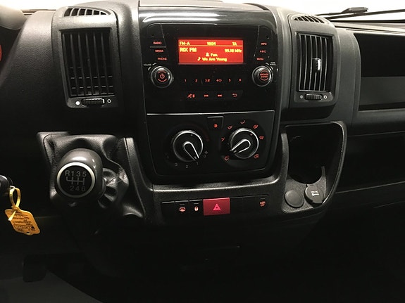 Peugeot Boxer 10 of 16