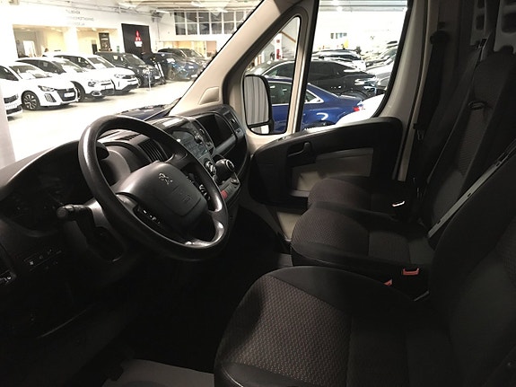 Peugeot Boxer 7 of 16