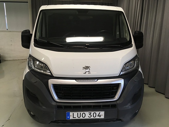 Peugeot Boxer 2 of 16