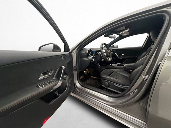 Mercedes-Benz A 250 e 9 of 30