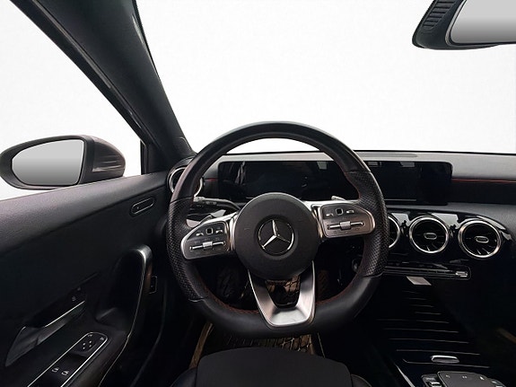 Mercedes-Benz A 250 e 12 of 30