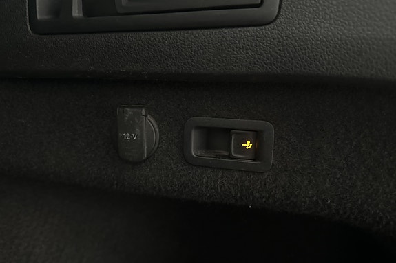 Volkswagen Passat 13 of 14