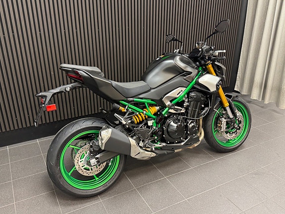 Kawasaki Z900 SE 3 of 6
