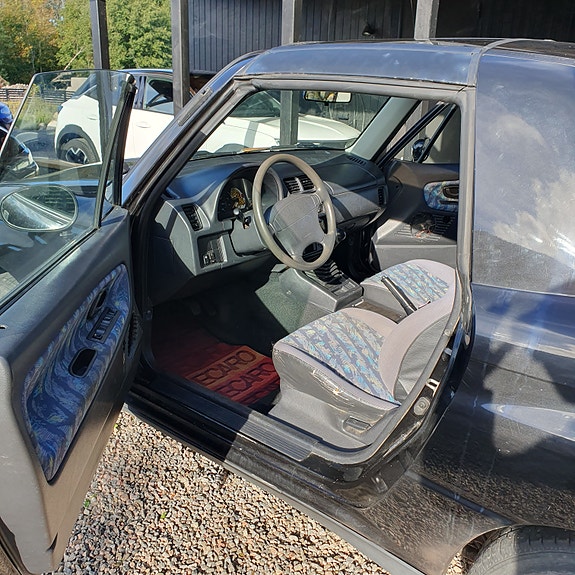 Suzuki X-90 3 of 10