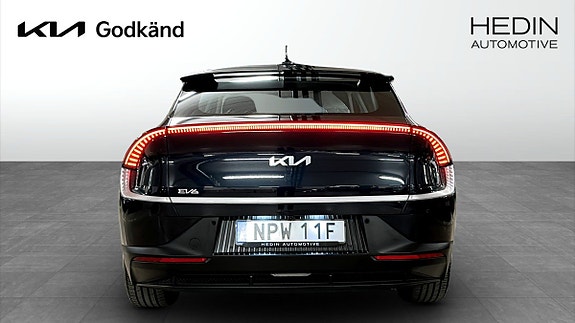 Kia EV6 5 of 12