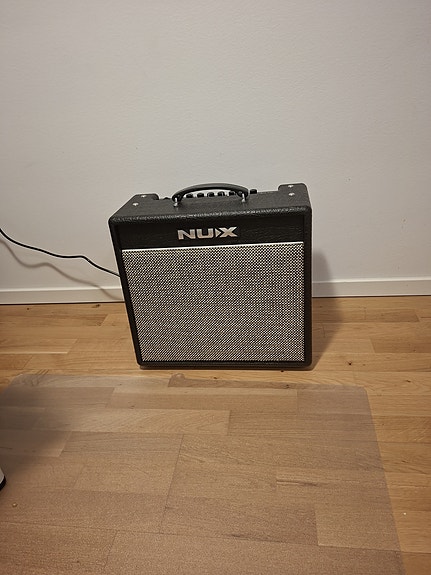 Nux Mighty 40 MKII Gitarrförstärkare