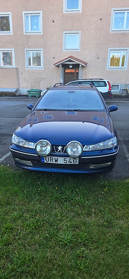Peugeot 406 2 of 3