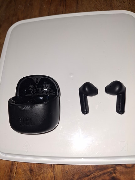 Product image 1 of 3