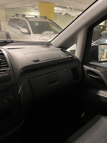 Mercedes-Benz Vito 110 9 of 30