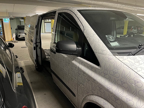 Mercedes-Benz Vito 110 24 of 30