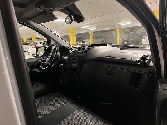 Mercedes-Benz Vito 110 14 of 30
