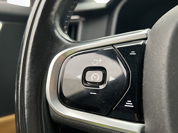 Volvo V90 14 of 30