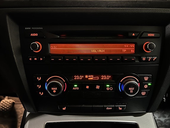 BMW 320d 14 of 17