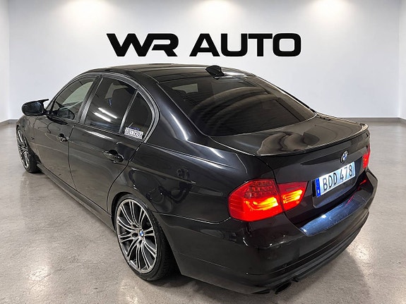 BMW 320d 9 of 17