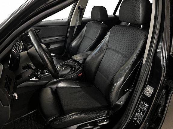 BMW 320d 11 of 17