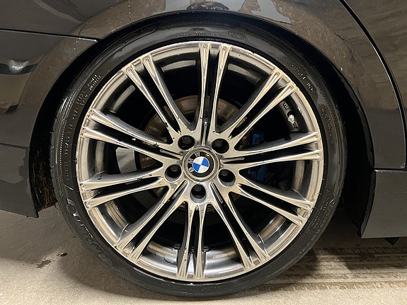 BMW 320d 17 of 17