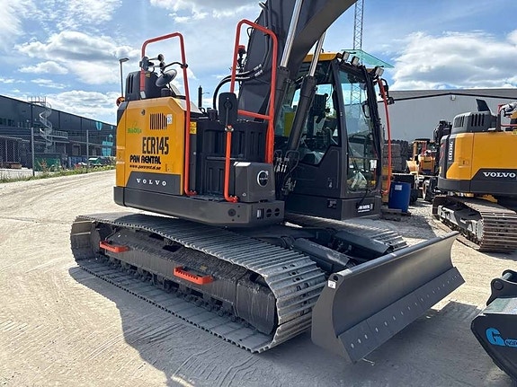 Volvo ECR145 Uthyres/For Rental 2 of 2