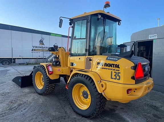 Volvo L35 Uthyres/For Rental 2 of 2