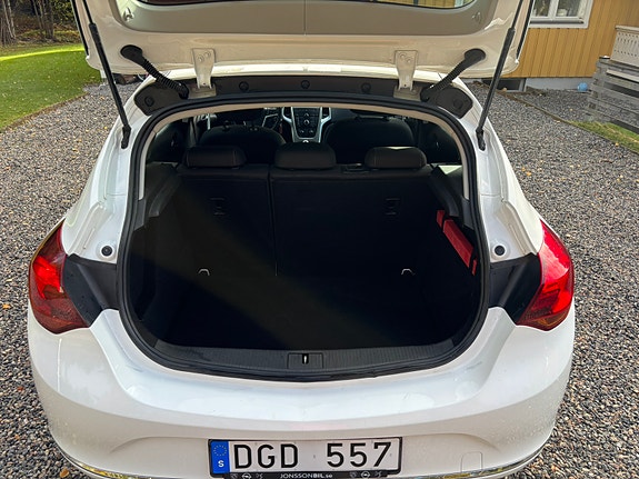 Opel Astra 5 of 10
