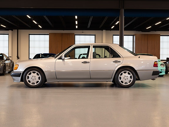 Volvo 6 of 7