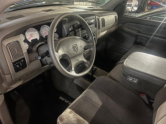 Dodge RAM 1500 6 of 10