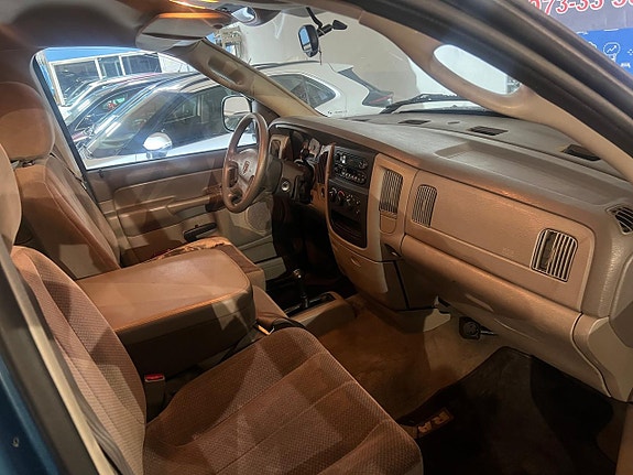 Dodge RAM 1500 7 of 10