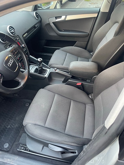 Audi A3 8 of 13