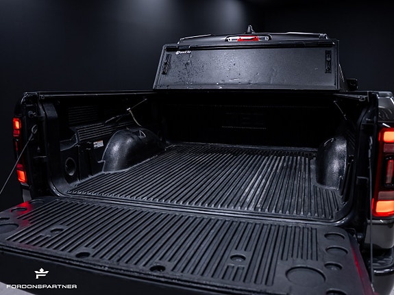 Dodge RAM 1500 10 of 30