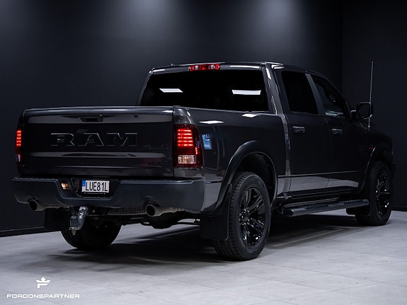 Dodge RAM 1500 10 of 30