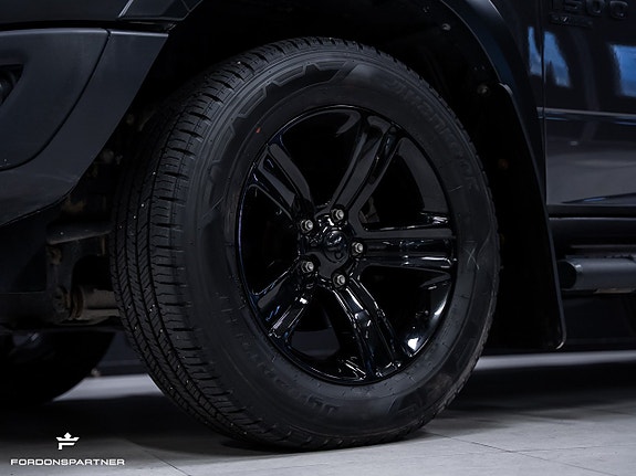 Dodge RAM 1500 4 of 30