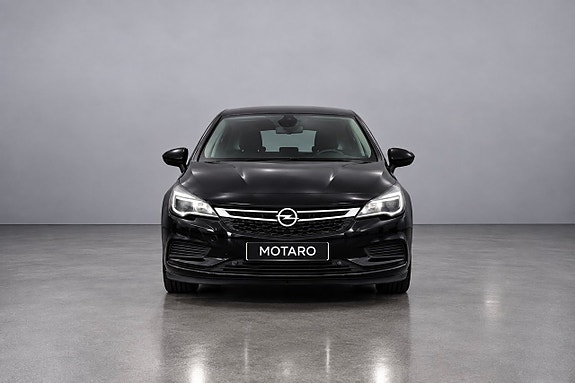 Opel Astra 2 of 12
