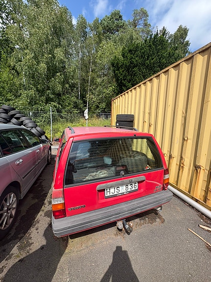 Volvo 940 2 of 2
